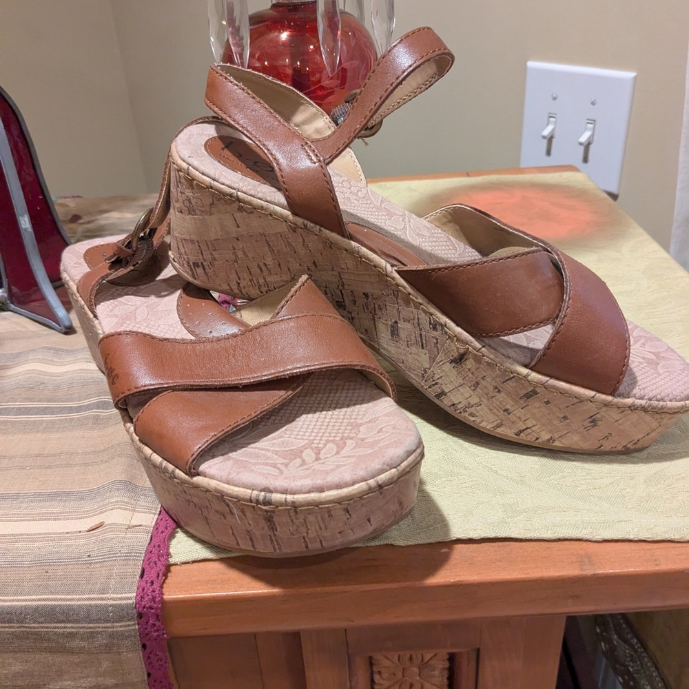 boc Tan Leather Wedge Sandals